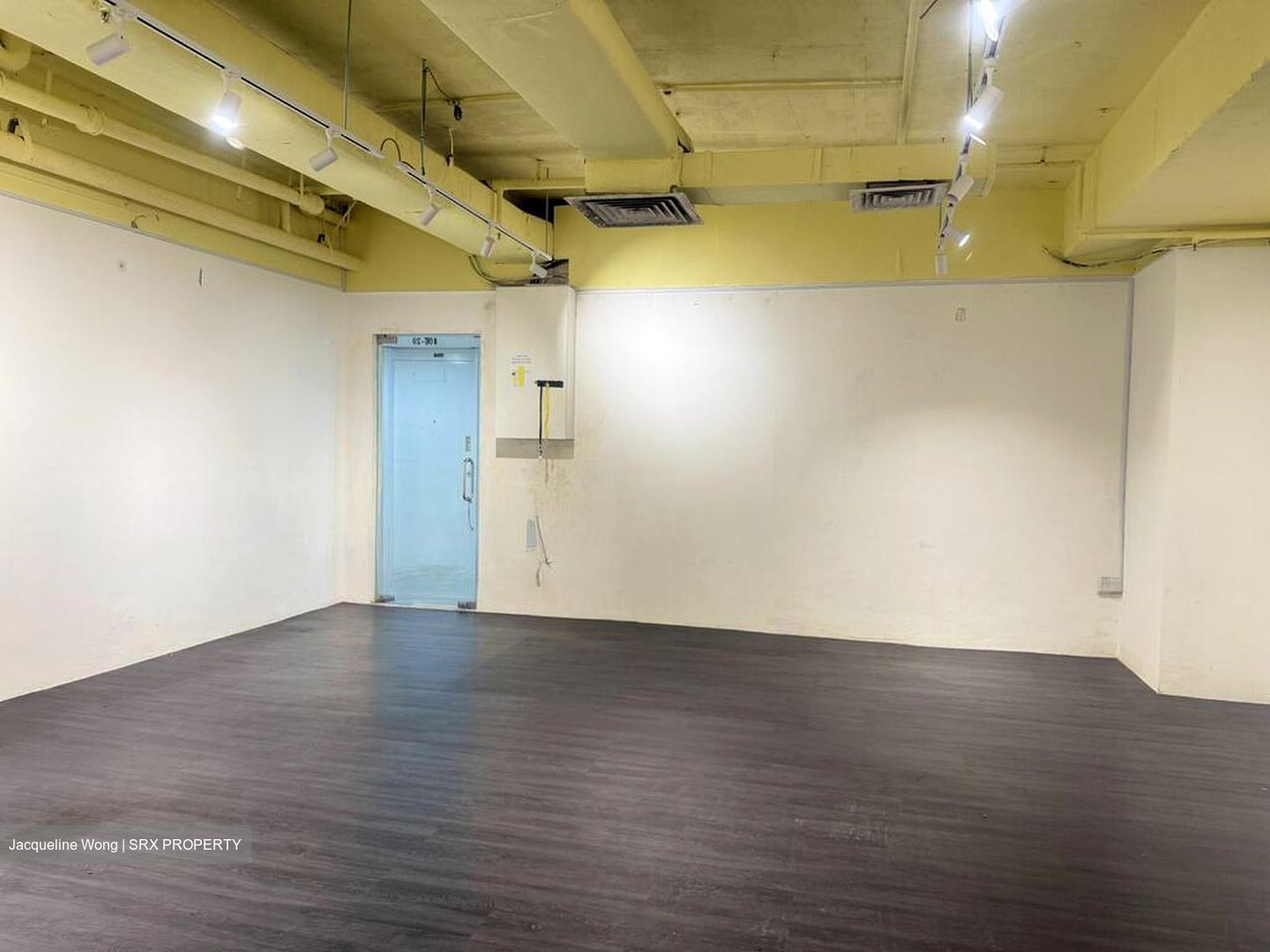 Orchard Towers (D9), Office #565887621